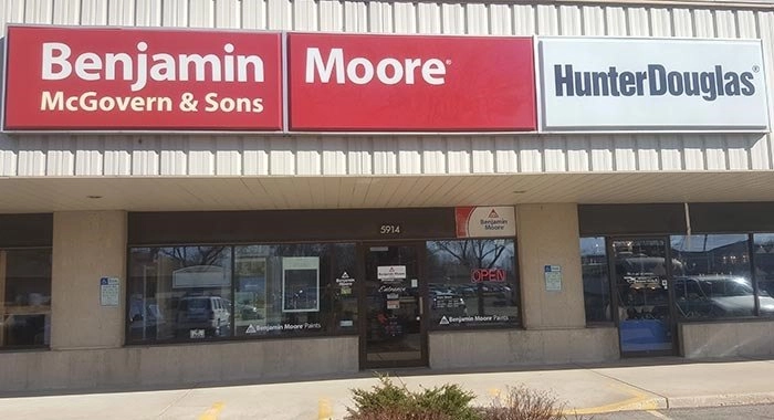 Hunter Douglas Dealer Image