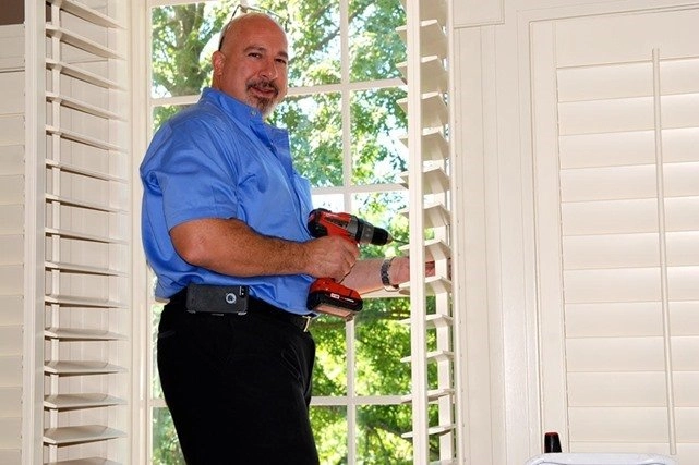 Hunter Douglas Dealer Image