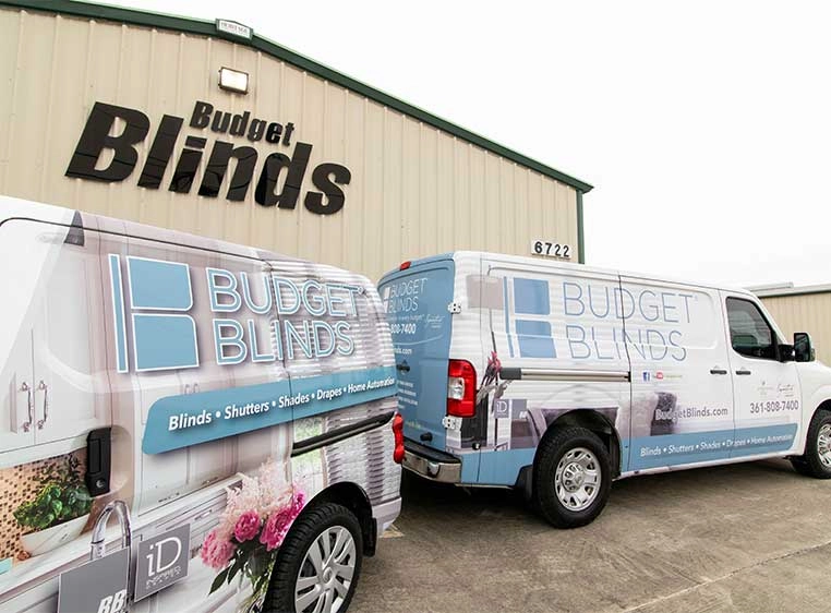 Hunter Douglas Dealer Image