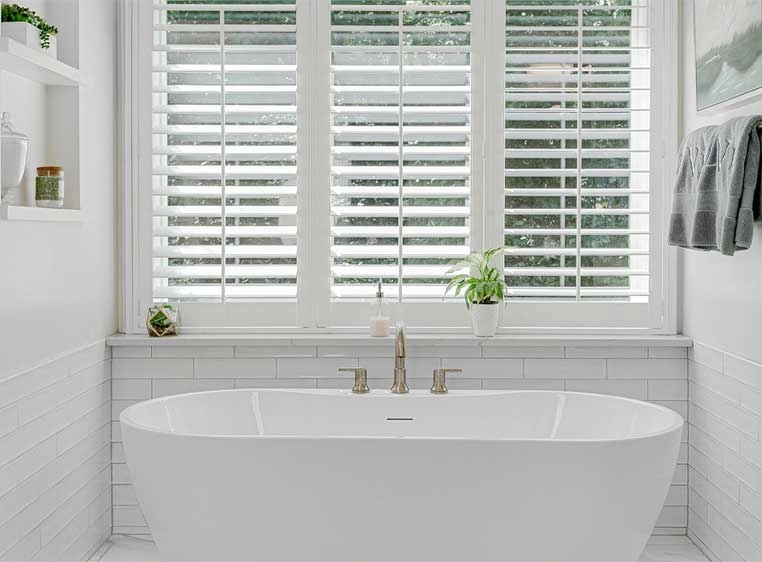 Hunter Douglas Dealer Image