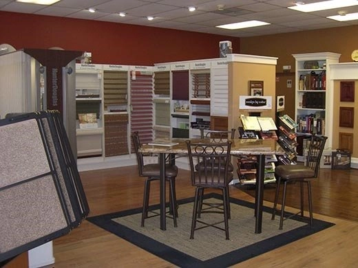 Hunter Douglas Dealer Image