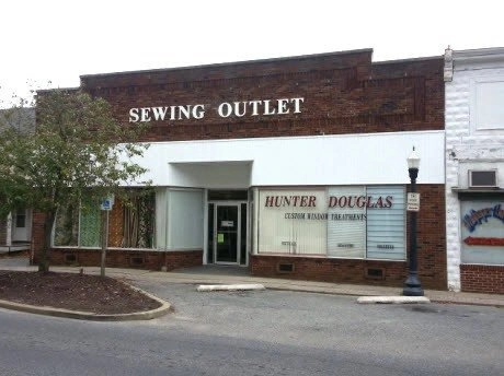 Hunter Douglas Dealer Image