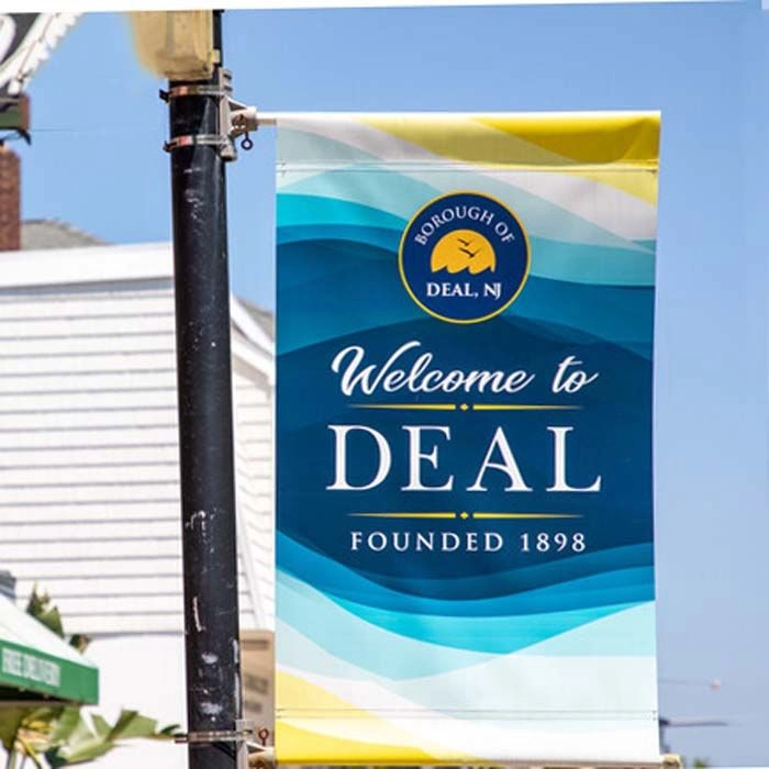photo: deal-sign.jpg