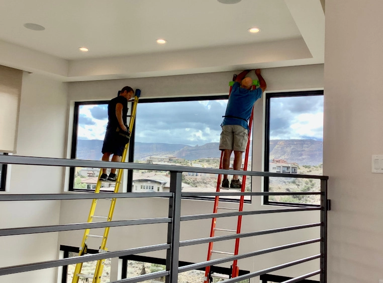 Hunter Douglas Dealer Image