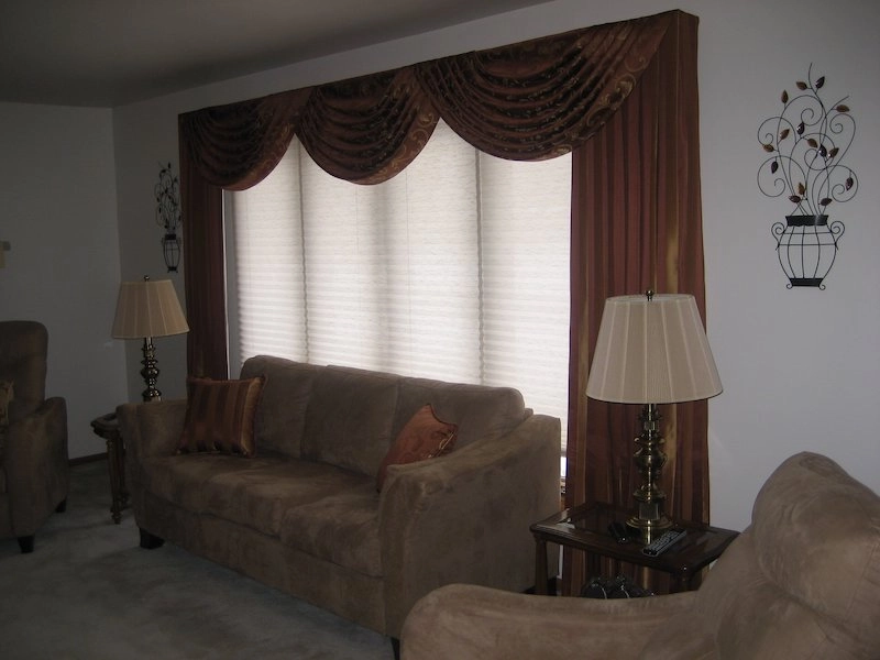 Hunter Douglas Dealer Image