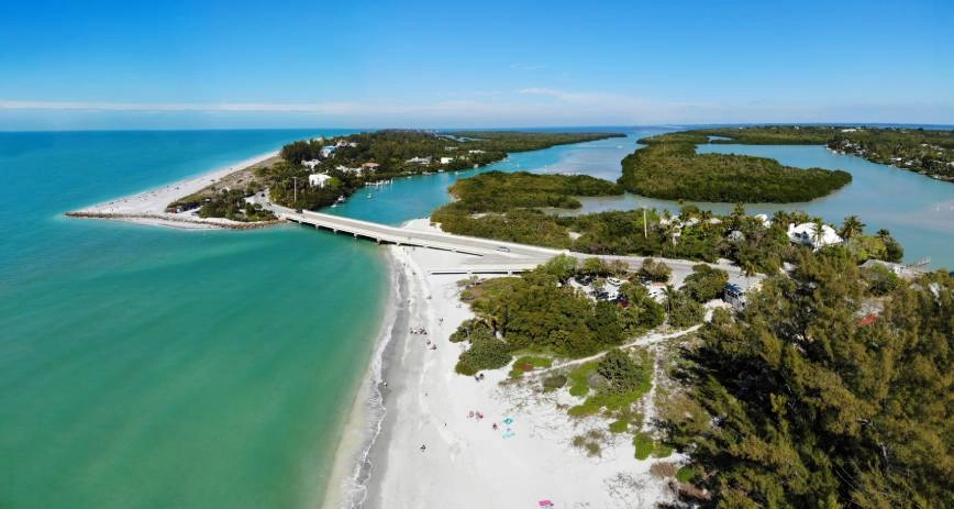 The bridge between Captiva and Sanibel, Florida (FL)