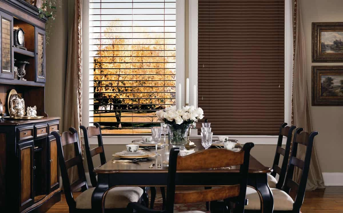 photo: 10035881-banner-picking-the-right-blinds.jpg