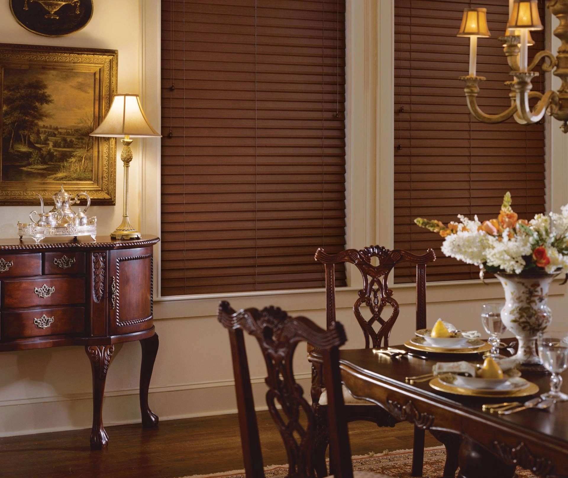 photo: 10040815-banner-fabulous-faux-wooden-blinds-for-the-holidays.jpg