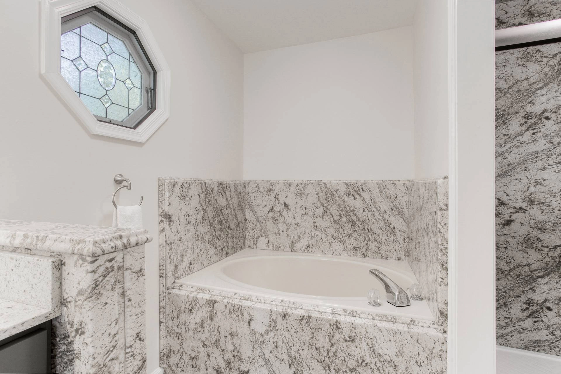 Modern bathroom featuring an octagonal window near Anaheim, CA