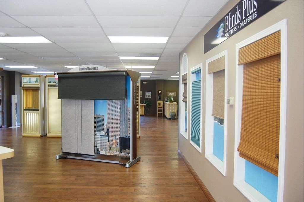 Hunter Douglas Dealer Image