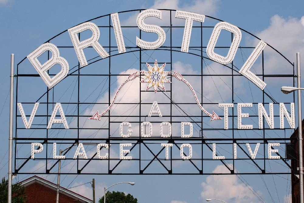 photo: 10180052-site-images-bristol-tn.jpg