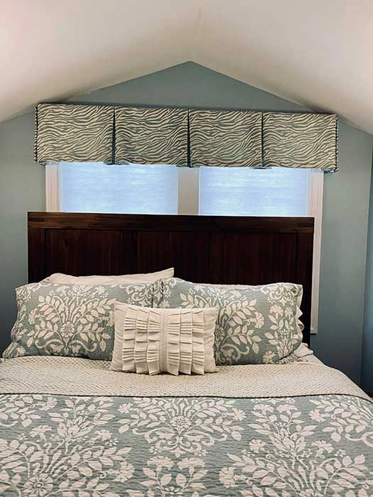 Box-Pleated----Michele-Colondona