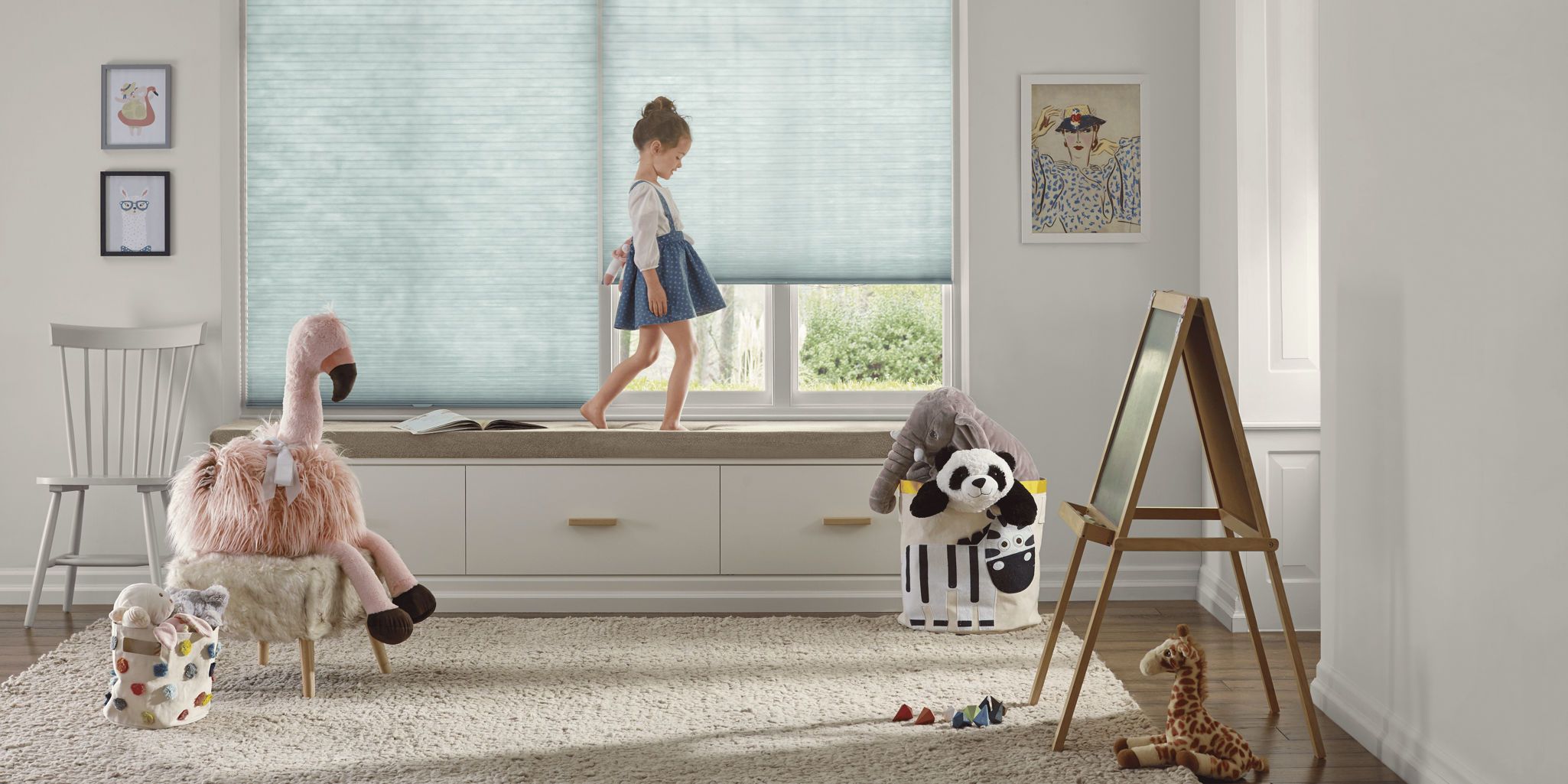 photo: applause-kinship-beach-glass-85732048-2:horizontal-lg