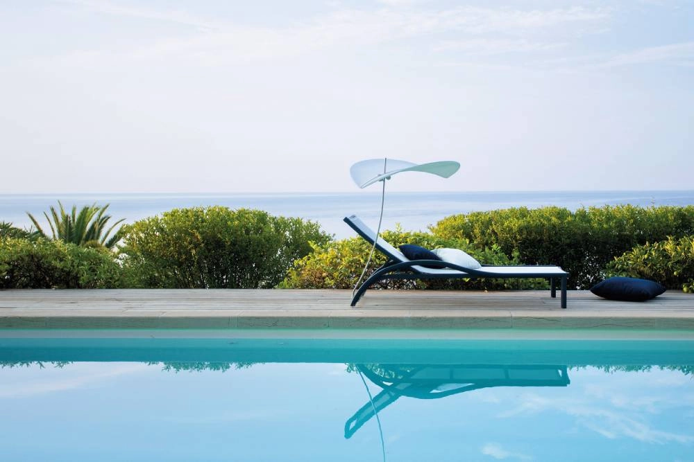 photo: 10028123-tile-premiere-fish-chaise-lounge-from-ego-paris.jpg
