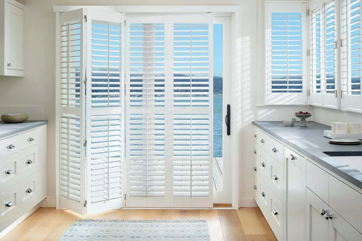 photo: 10049906-banner-durable-kitchen-window-treatments.jpg