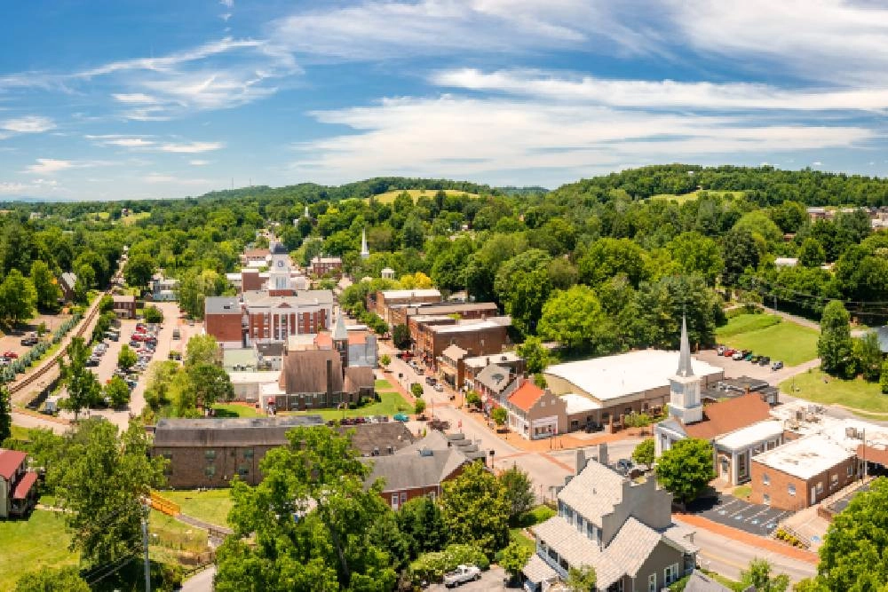 photo: 10180052-site-images-jonesborough-tn.jpg