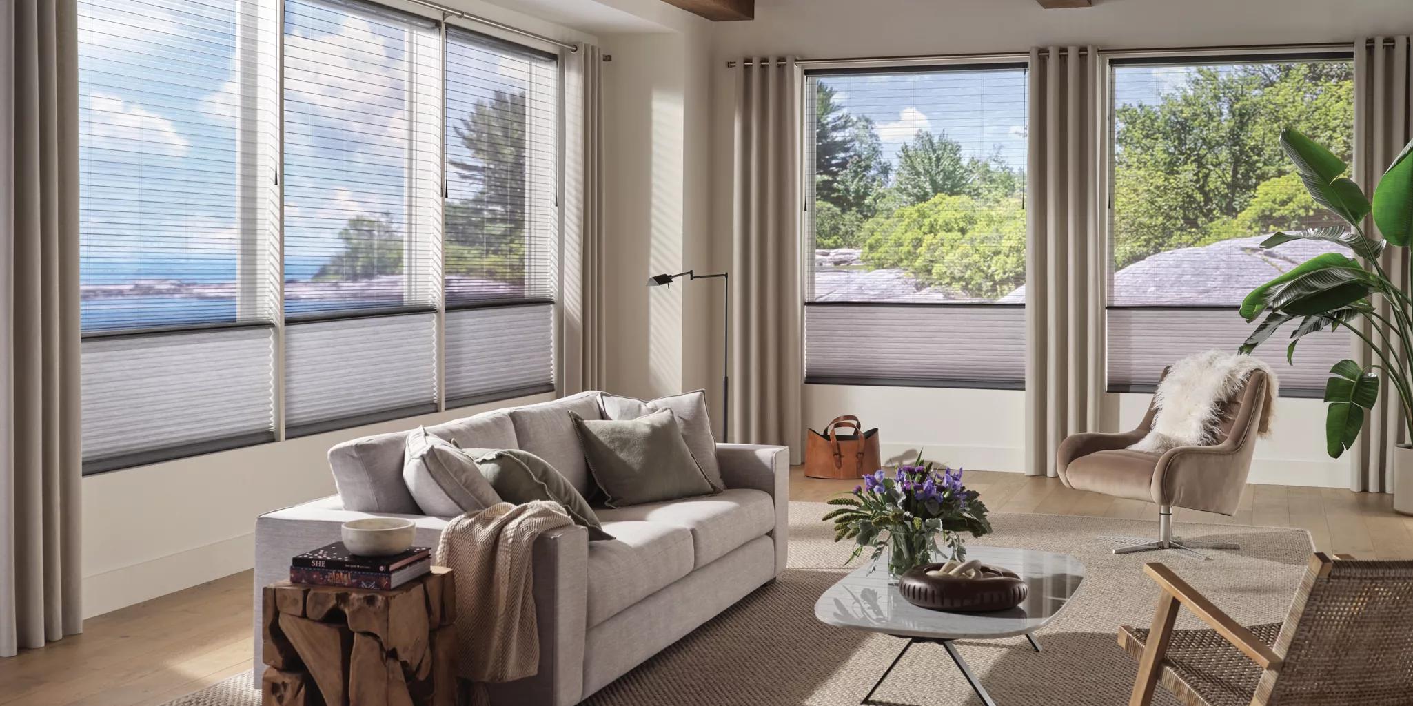 photo: 2021-Duette-ClearView-LivingRoom-1:horizontal-lg