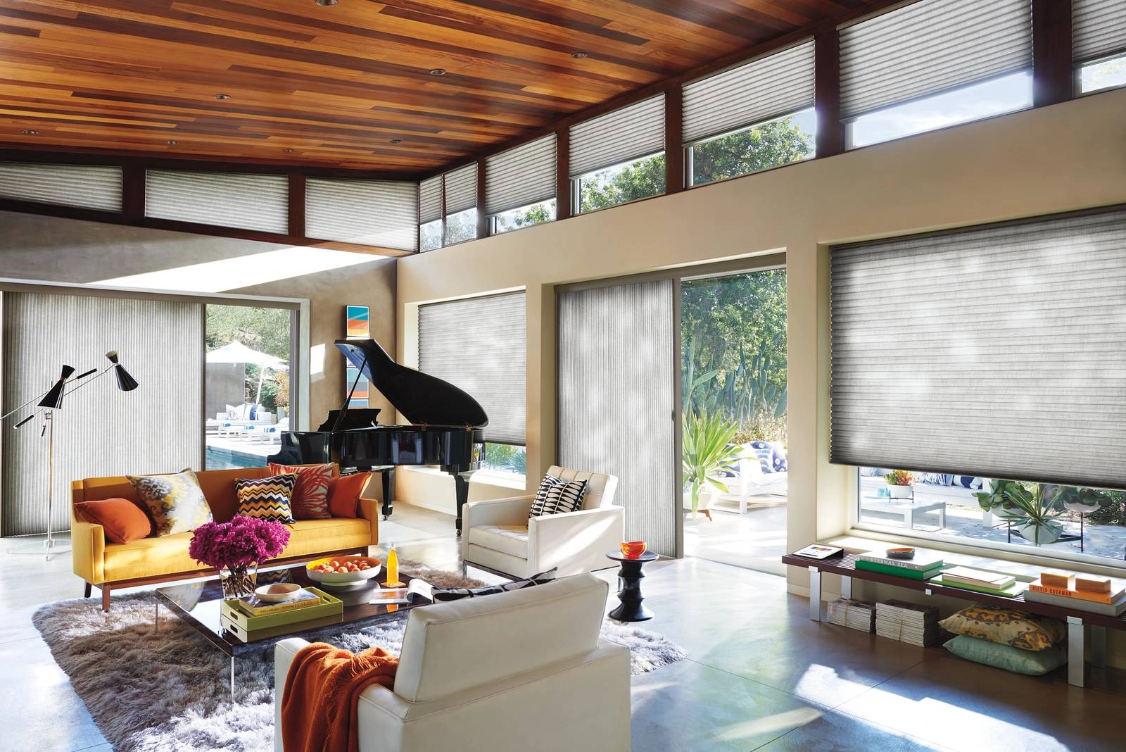 photo: 10041635-banner-exploring-types-of-shades-and-window-coverings-for-large-windows.jpg