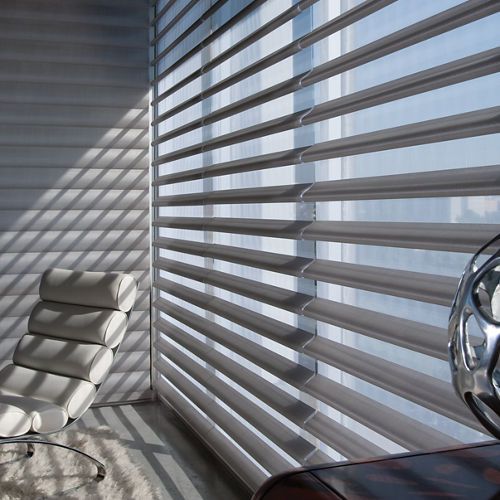 photo: pirouette-satin-metallic-reflection-47703003-2:square-md