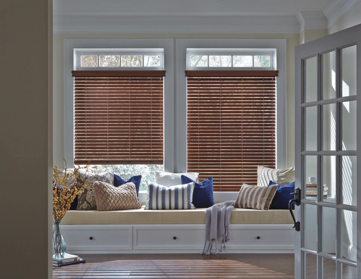 photo: 10041076-banner-the-benefits-of-genuine-and-faux-wood-blinds.jpg