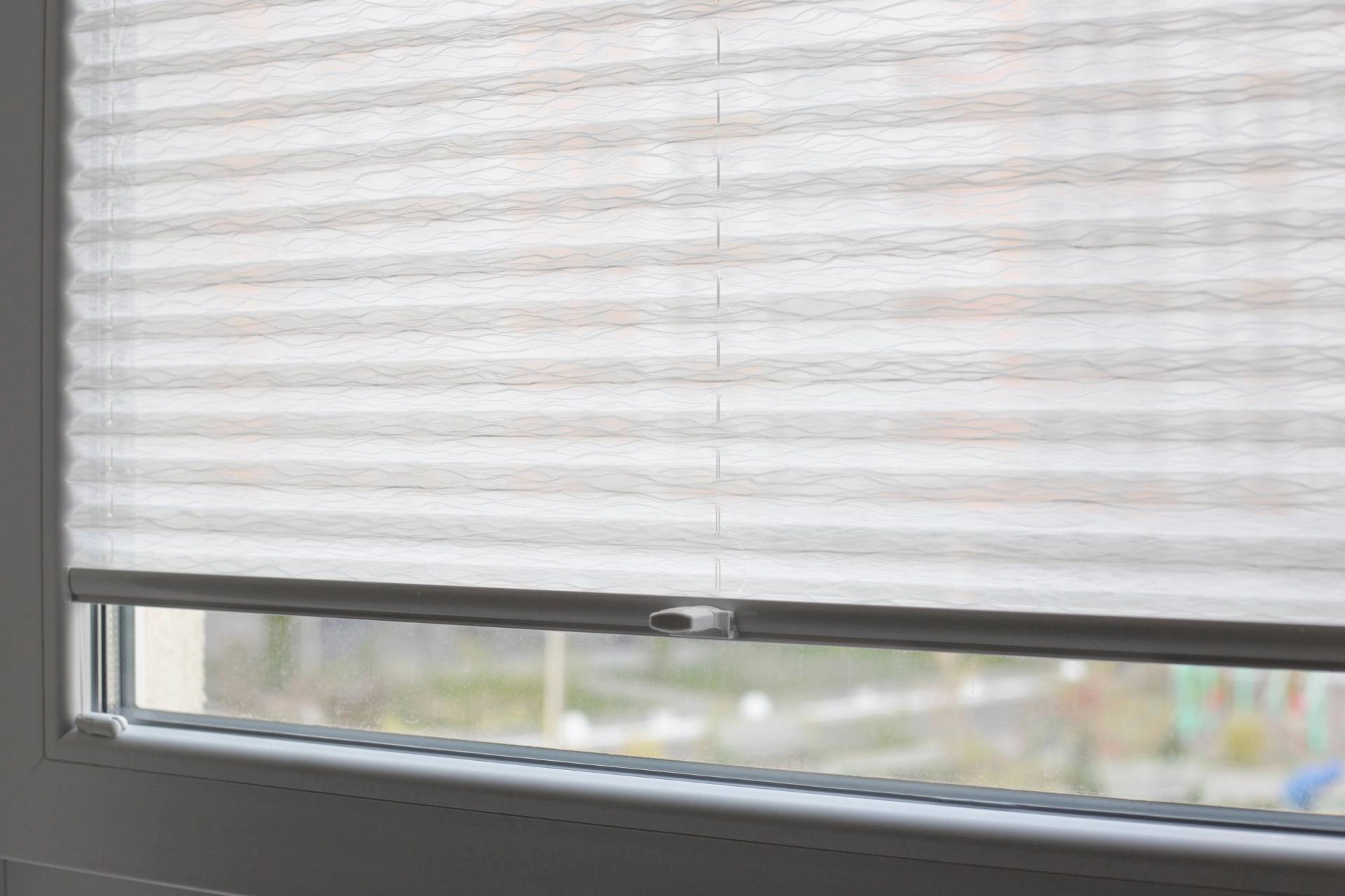 photo: 10005936-banner-what-types-of-windows-shades-are-best-for-california-winters.jpg