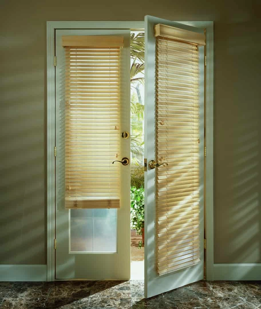 photo: 10035881-banner-choosing-custom-blinds-for-homes.jpg