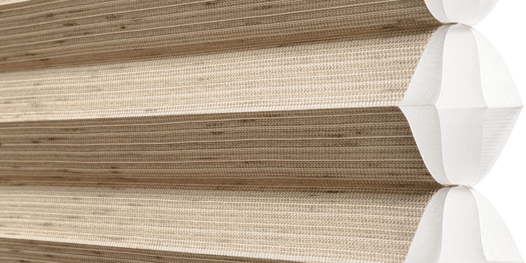 photo: duette-india-silk-clay-tile-85728012-1:horizontal-lg