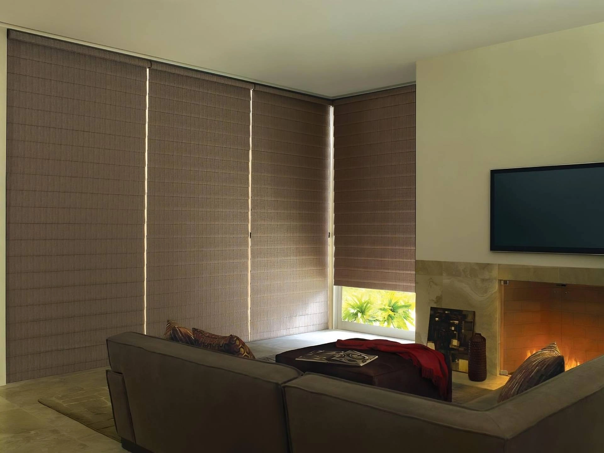 photo: 10025844-banner-best-uses-for-roman-shades.jpg