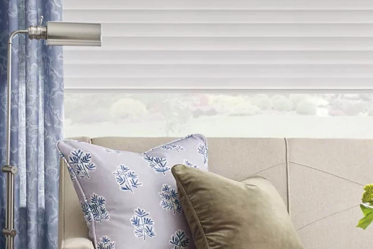 photo: 10040978-banner-drapes-in-the-bedroom-1200px.jpg