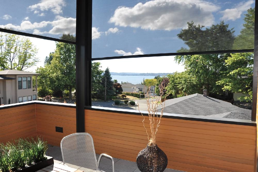 photo: 10027465-block-insects-1000px.jpg