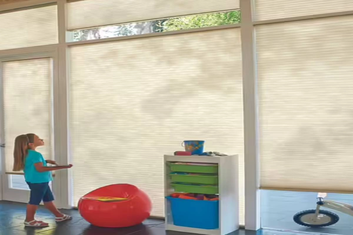 photo: 10036968-banner-powerview-automation-from-hunter-douglas.jpg