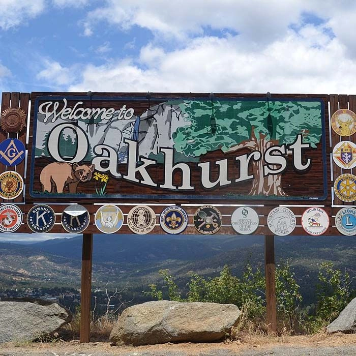 photo: oakhurst-sign.jpg