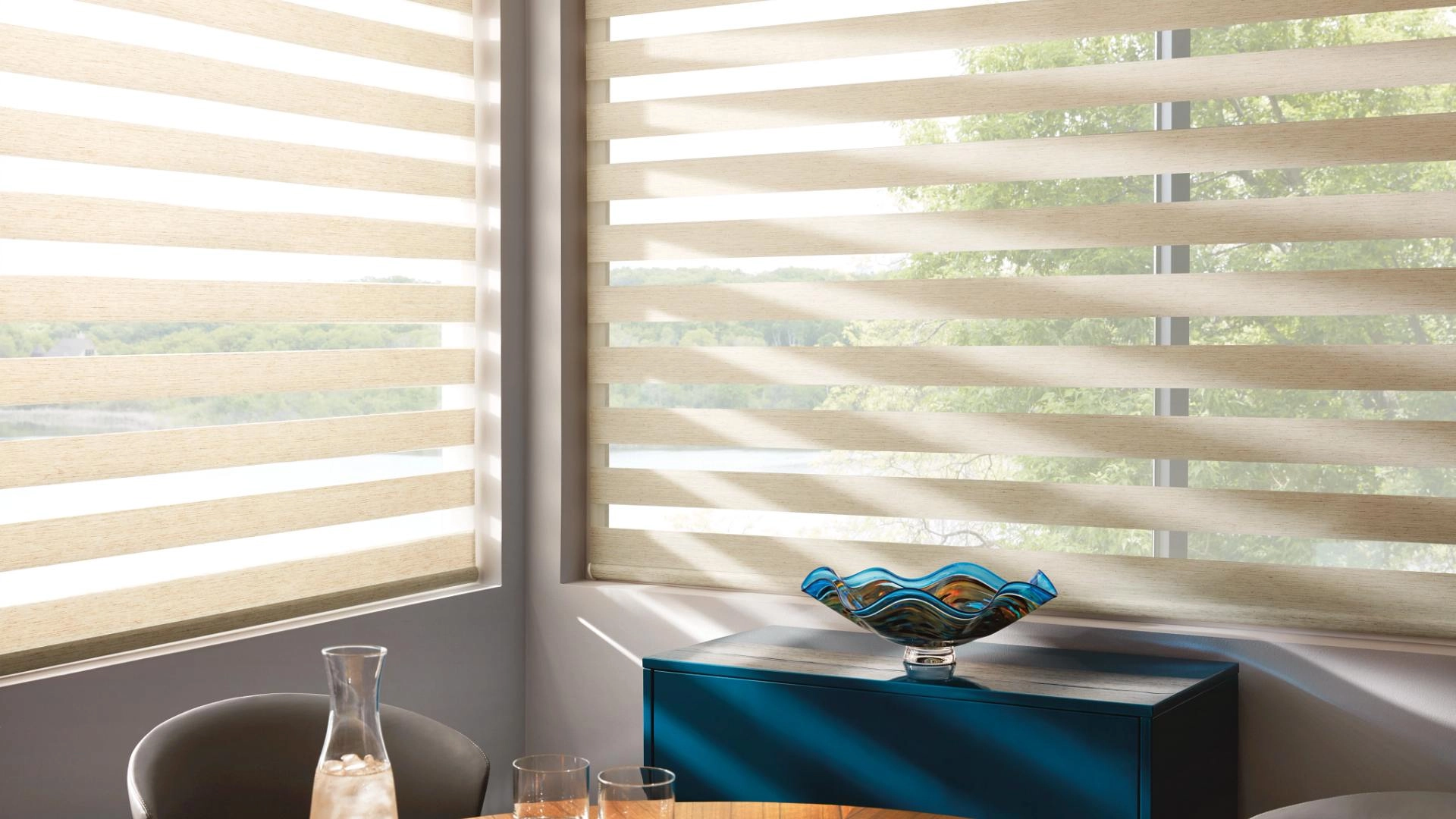 photo: 10034880-banner-the-best-bay-window-treatments.jpg