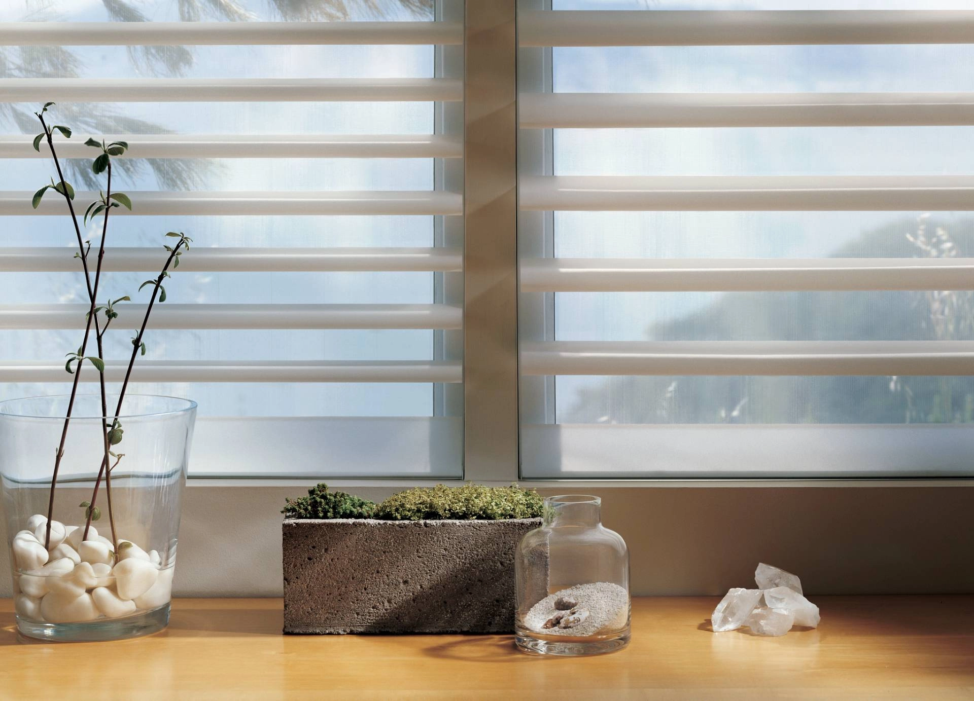 photo: 10040030-banner-the-benefits-of-light-filtering-shades.jpg