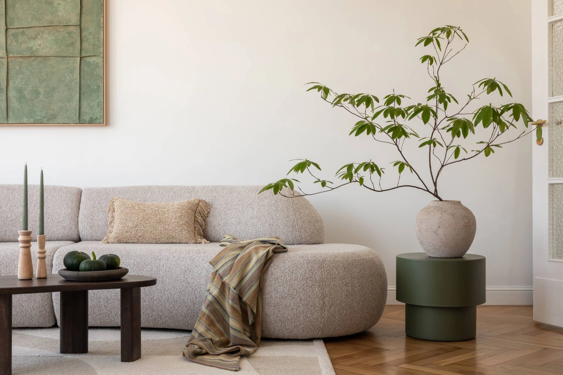 photo: 10038561-banner-window-treatments-for-the-contemporary-design-style.jpg