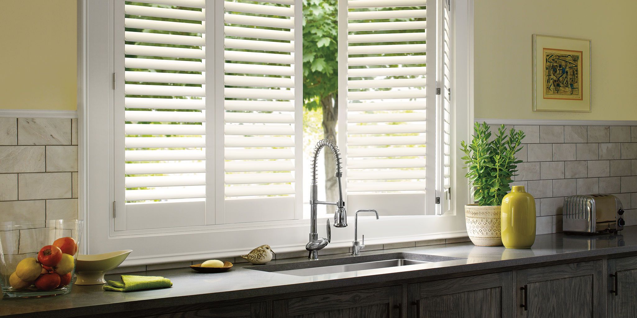 photo: palm-beach-bright-white-38775203-2:horizontal-lg