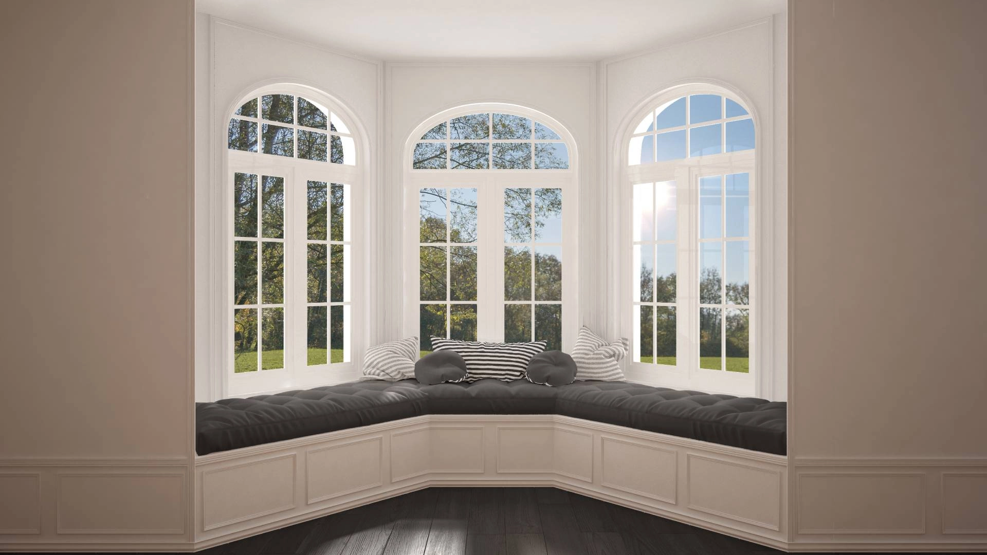 photo: 1100498-banner-what-are-the-best-blinds-and-shades-for-bay-windows.jpg