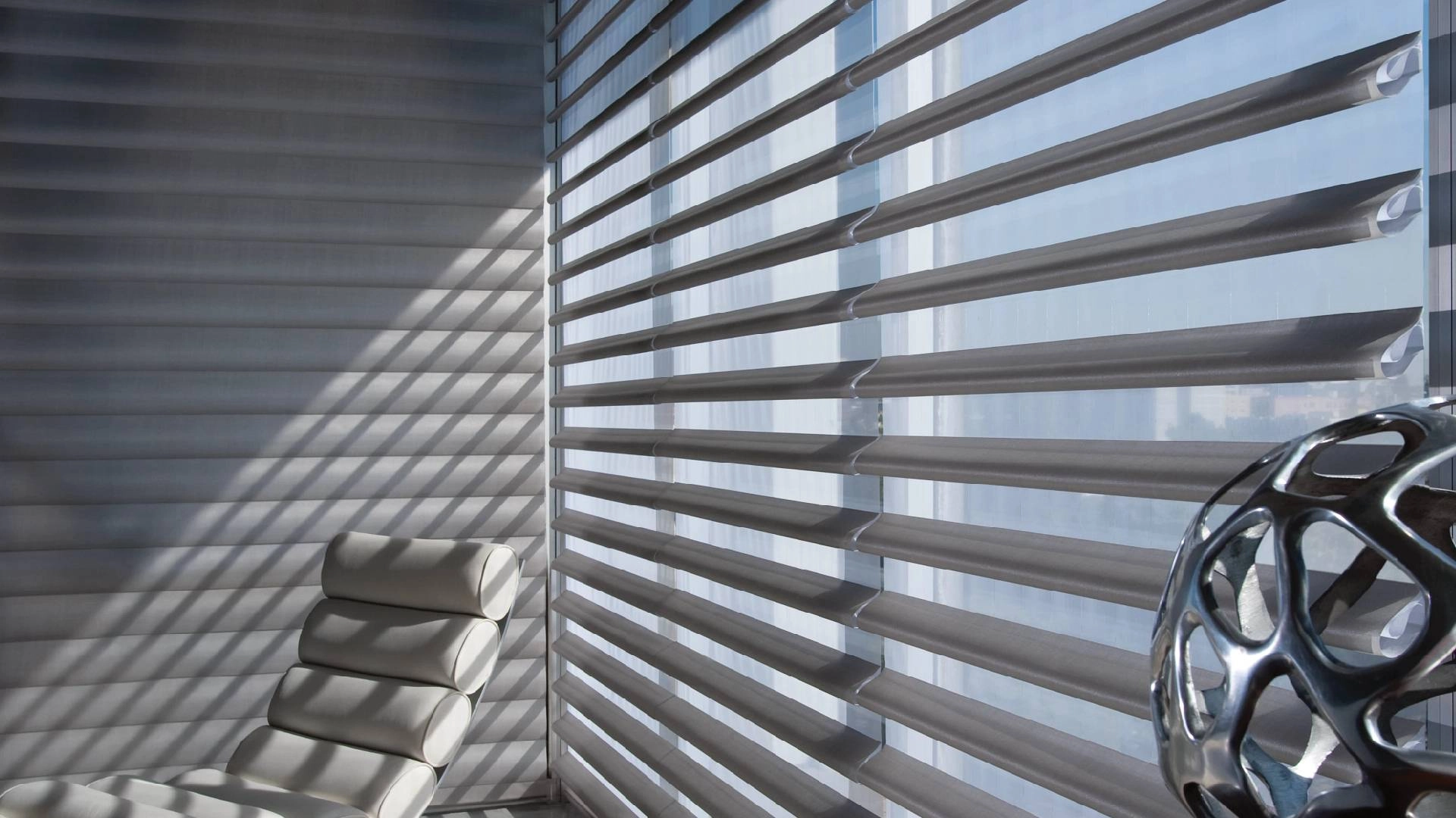 photo: 10043002-banner-privacy-sheers-to-beat-the-heat.jpg