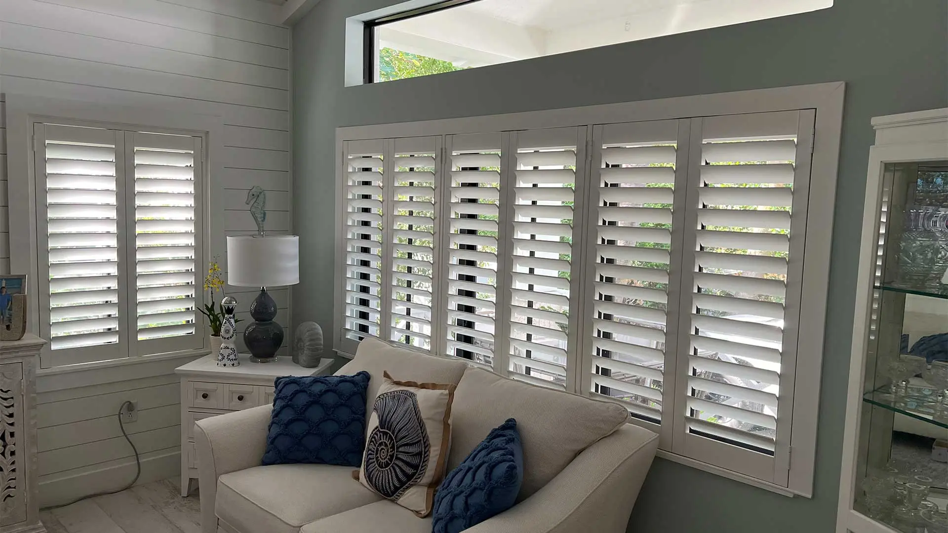 About us section image