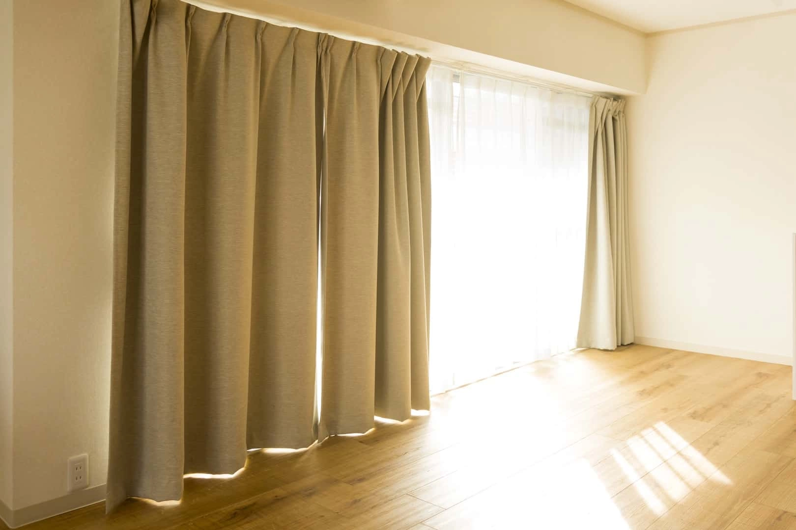 photo: 10044050-banner-transforming-your-windows.jpg