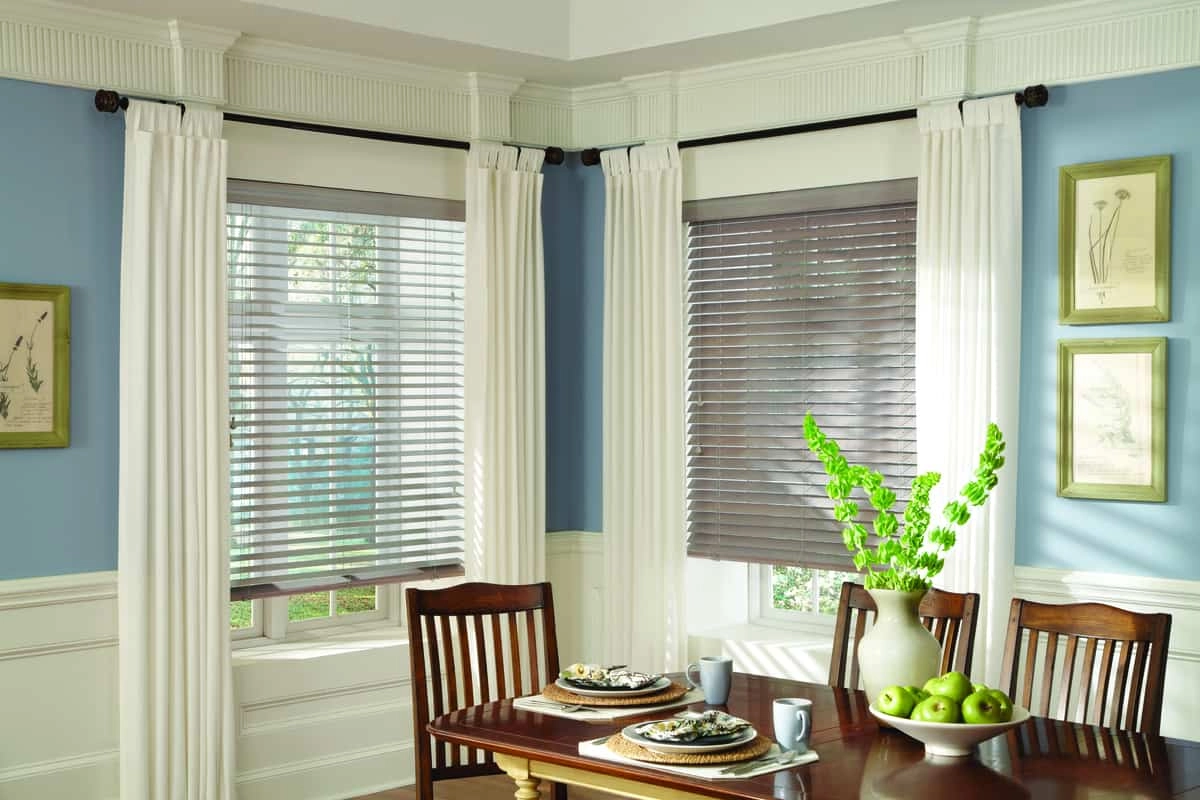 photo: 10040978-banner-2013-par-standard-cordlock-basswood-dining-room.jpg