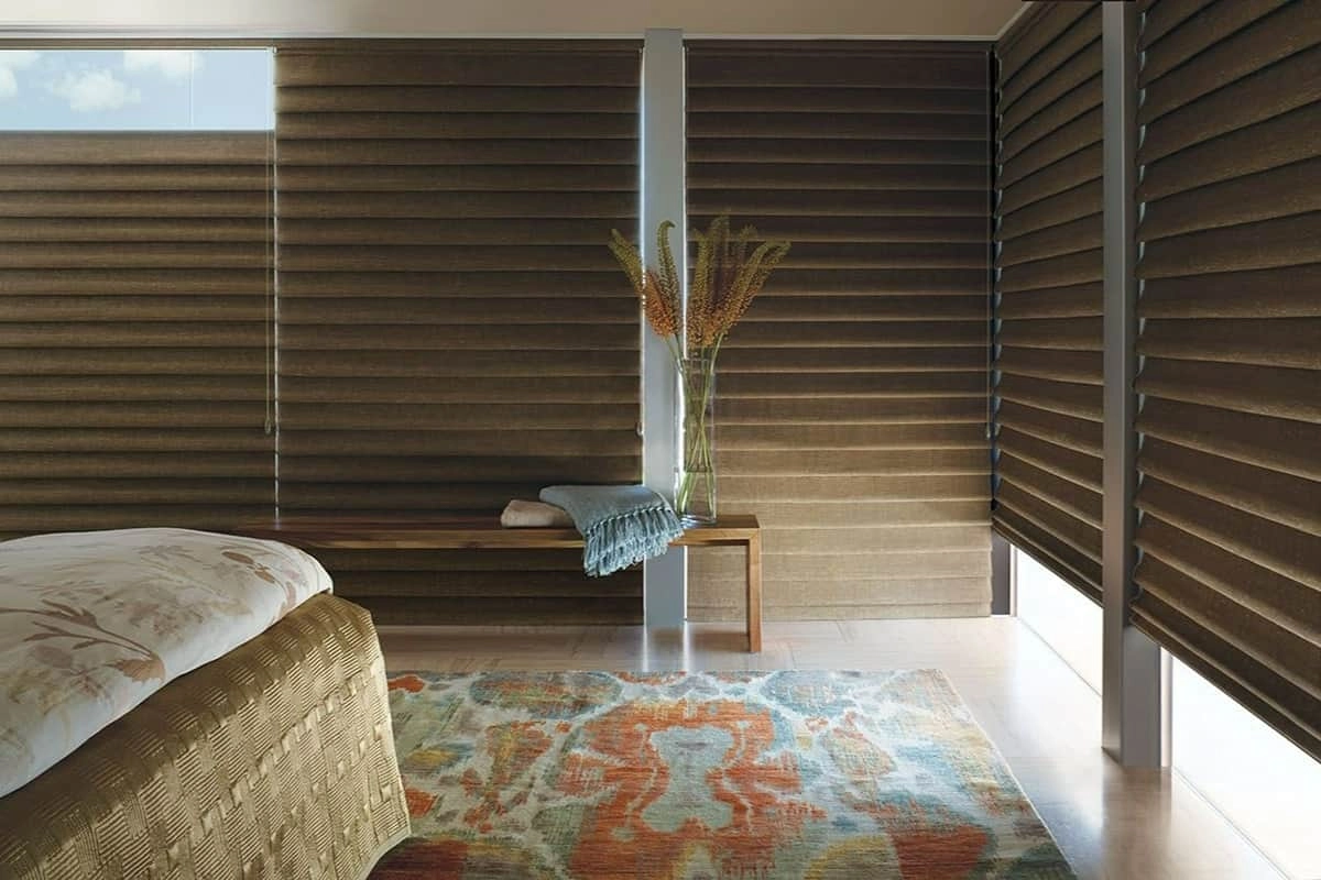 photo: 10025844-banner-when-are-roman-shades-the-best-option.jpg