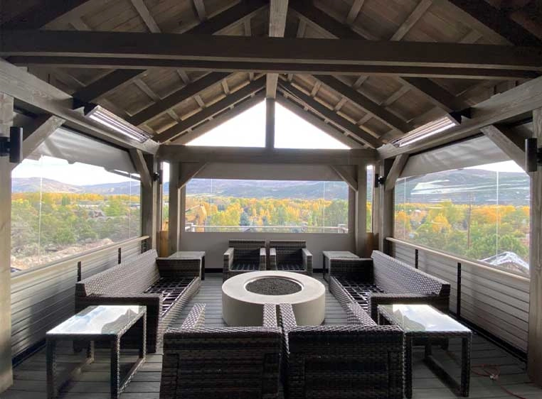 Hunter Douglas Dealer Image