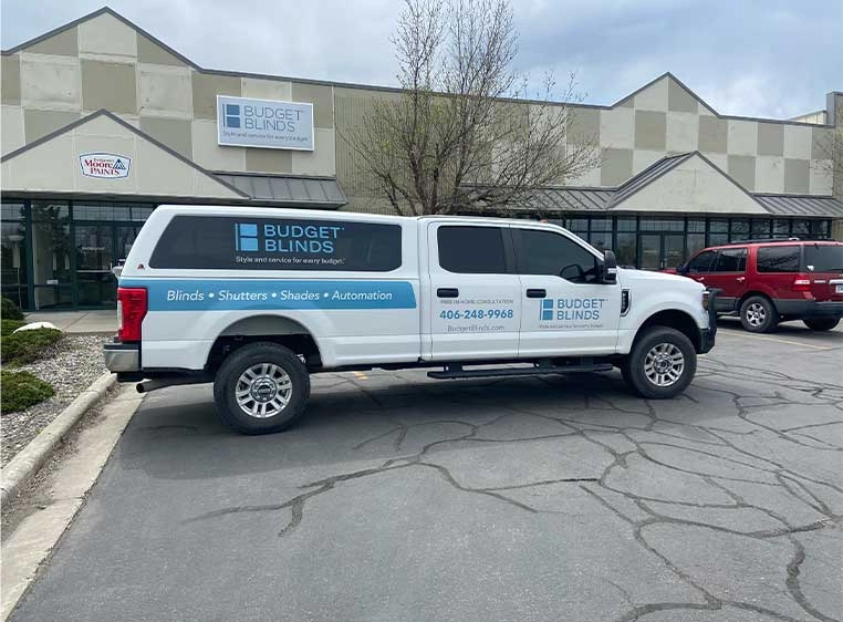 Hunter Douglas Dealer Image