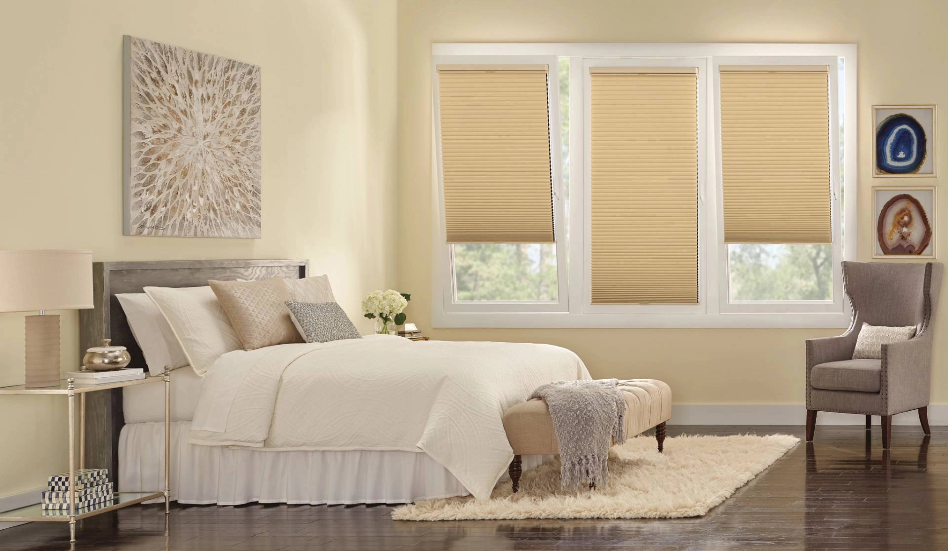 Hunter Douglas Duette® Cellular Shades in a bedroom near Freeland, MI
