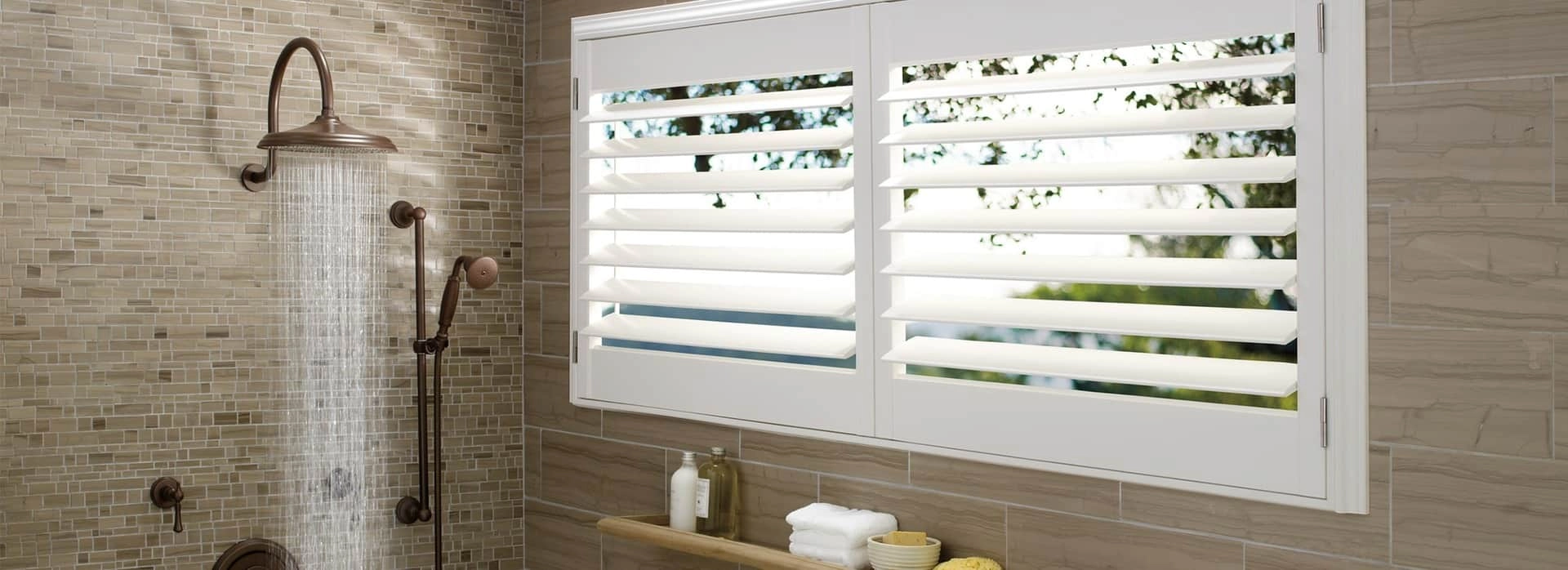 photo: 10162474-banner-best-bathroom-window-treatments.jpg