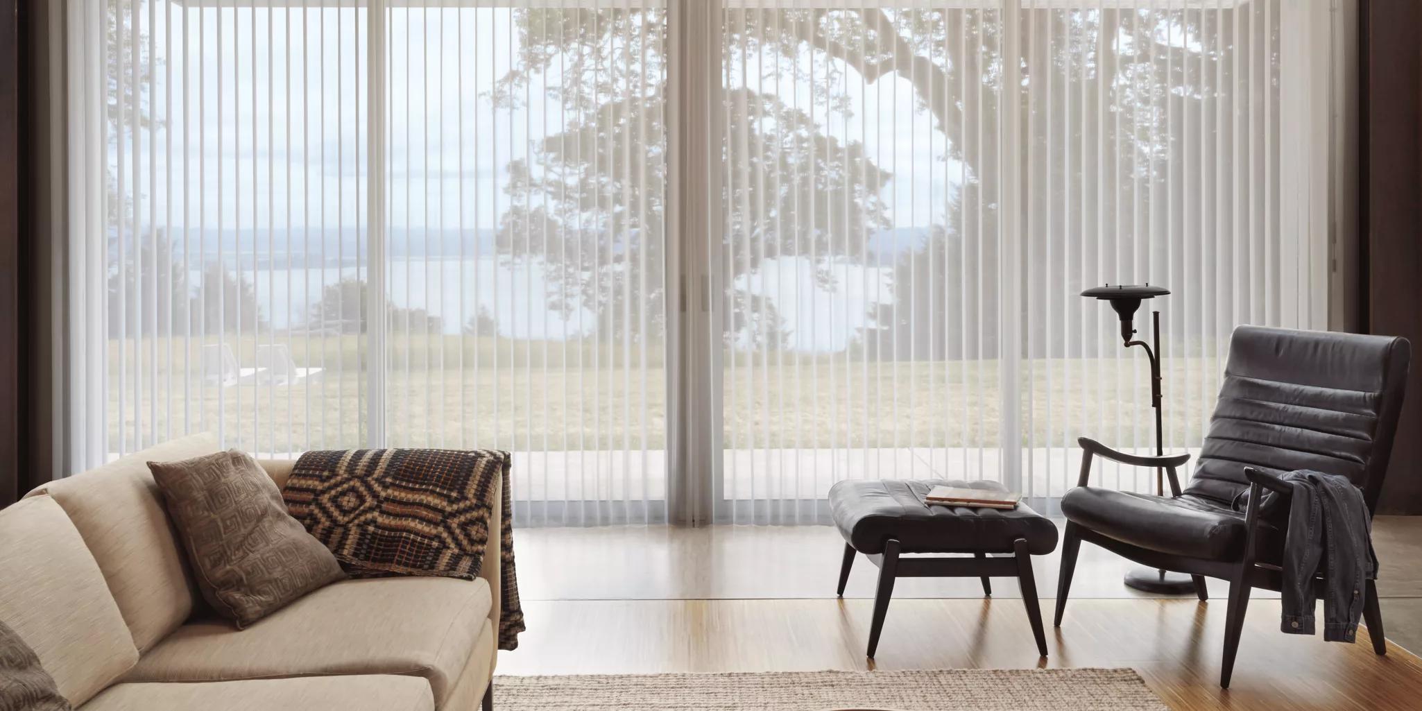 photo: luminette-solar-screen-cirrus-38774299-6:horizontal-lg