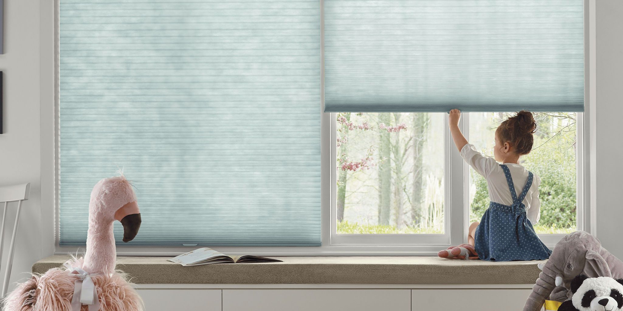 photo: applause-kinship-beach-glass-85732045-4:horizontal-lg