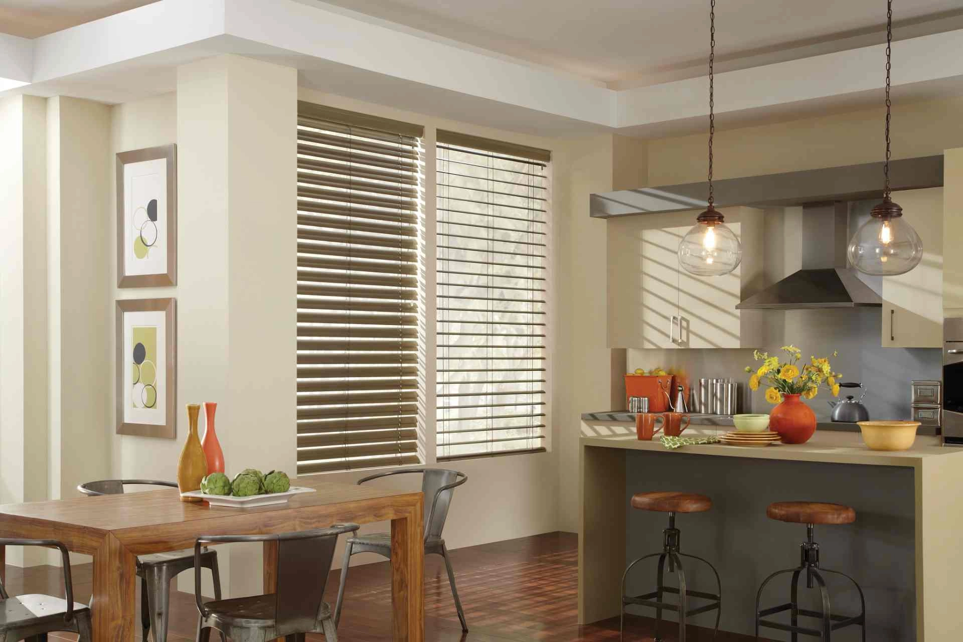 photo: 10038294-banner-what-types-of-blinds-work-in-modern-and-contemporary-homes.jpg