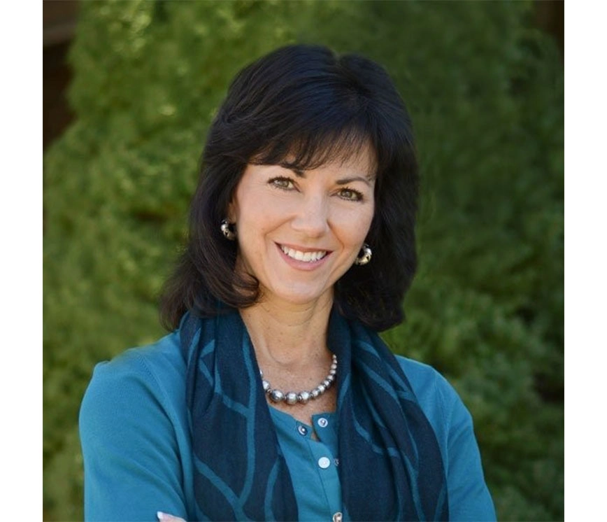 Headshot photo of the Inspired Spaces owner